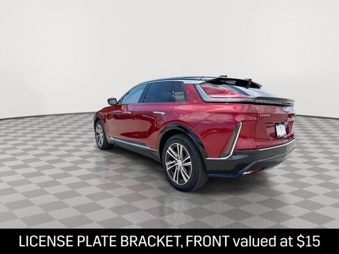 New 2025 Cadillac Lyriq Luxury AWD/4WD image 7