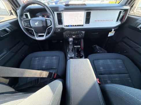 New 2025 Ford Bronco Heritage Edition image 21