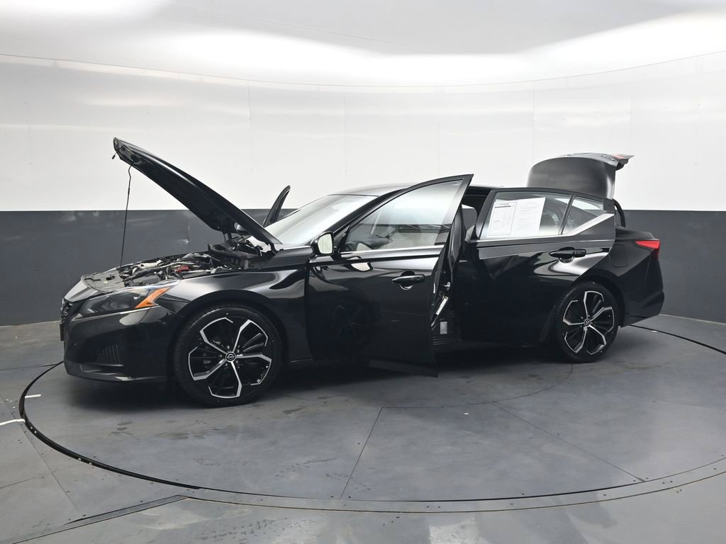 Certified 2024 Nissan Altima 2.5 SR FWD image 43