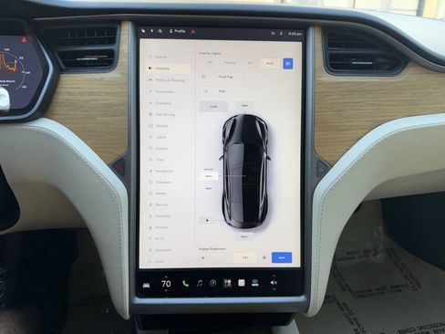 Used 2018 Tesla Model S 75D AWD/4WD image 16