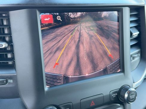 Used 2024 RAM 2500 Big Horn w/ Bed Utility Group image 22