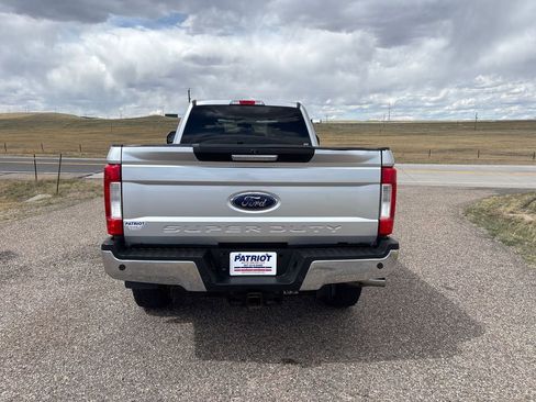 Used 2019 Ford F350 XLT w/ XLT Premium Package image 4