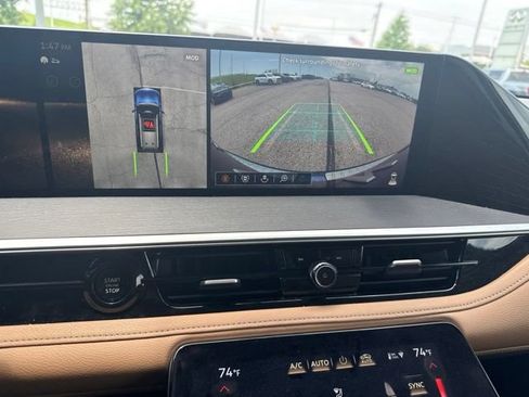 Used 2025 INFINITI QX80 Sensory w/ Exterior Package AWD/4WD image 12