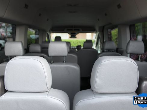Used 2017 Ford Transit 350 XL image 27