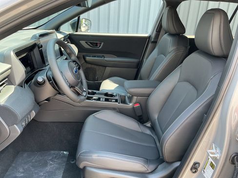 New 2026 Subaru Outback Limited XT AWD/4WD image 9