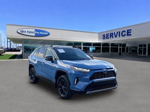Used 2024 Toyota RAV4 XSE w/ Advanced Technology Package AWD/4WD image 2