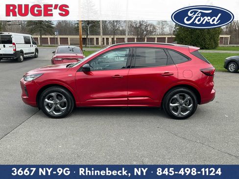 Certified 2024 Ford Escape ST-Line w/ Tech Pack #1 image 7