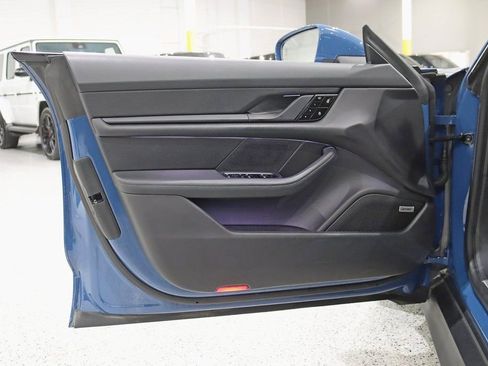 Used 2021 Porsche Taycan 4S image 35