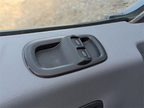 Used 2016 Ford Transit 350 XLT image 25