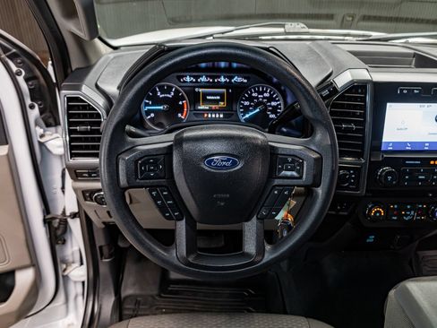 Used 2022 Ford F350 XLT w/ XLT Premium Package AWD/4WD image 13