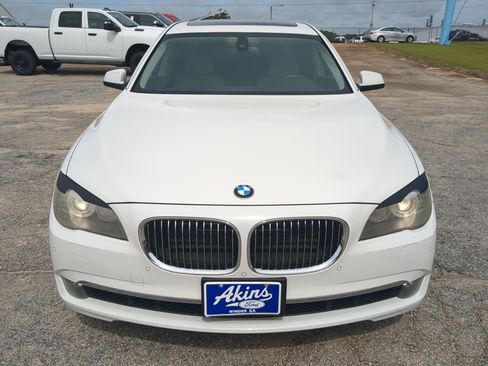 Used 2011 BMW 750Li RWD image 7