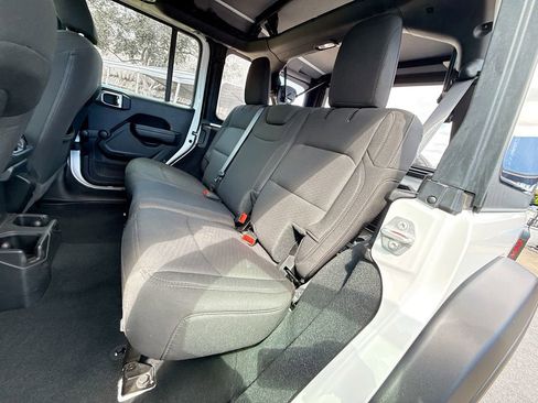 Used 2023 Jeep Wrangler Sport image 27