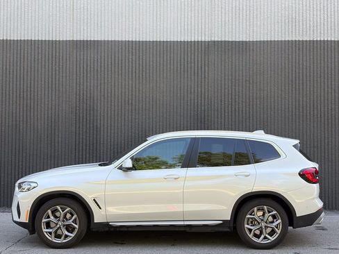 Used 2024 BMW X3 xDrive30i w/ Premium Package AWD/4WD image 4