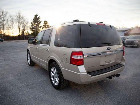 Used 2017 Ford Expedition Limited w/ Equipment Group 301A image 5