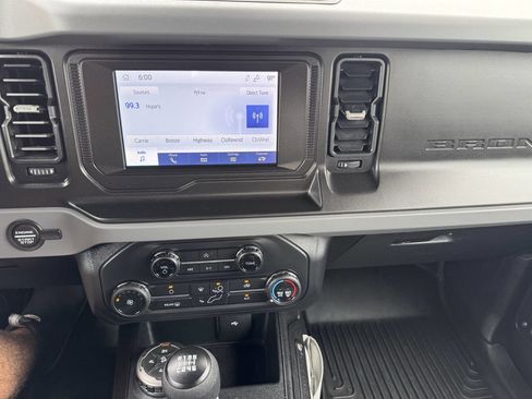 Used 2022 Ford Bronco 2-Door w/ Sasquatch Package AWD/4WD image 16