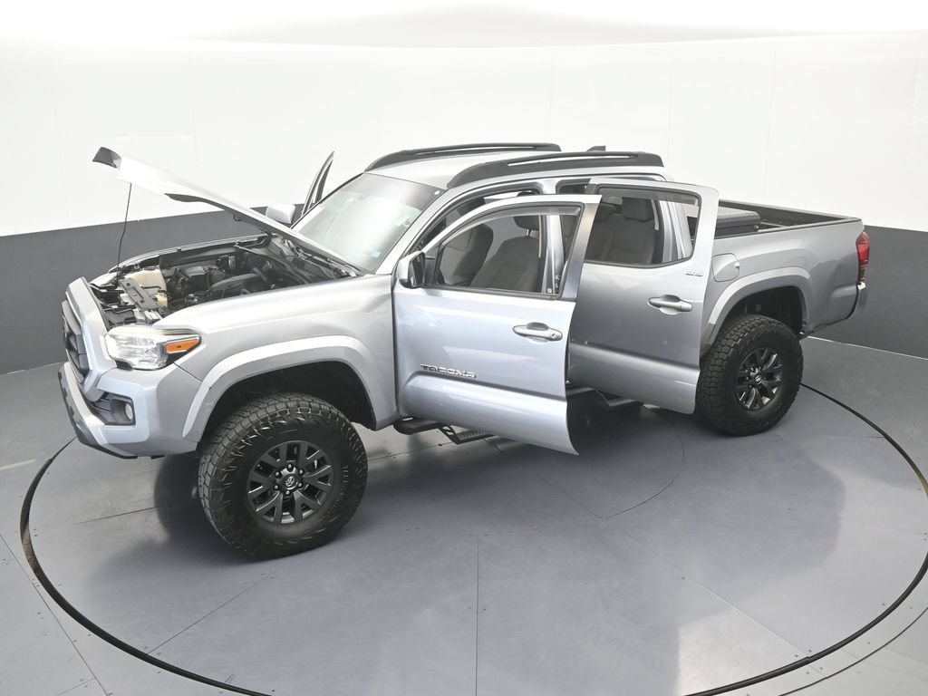 Used 2021 Toyota Tacoma SR5 w/ SR5 Appearance Package (SM) RWD image 64