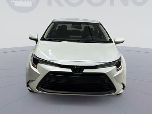 Used 2024 Toyota Corolla LE FWD image 23