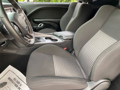 Used 2023 Dodge Challenger R/T image 28