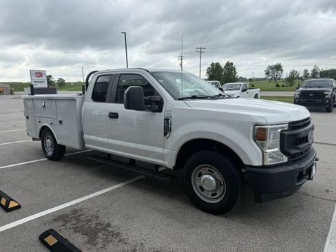 Used 2021 Ford F250 XL w/ Power Equipment Group image 3