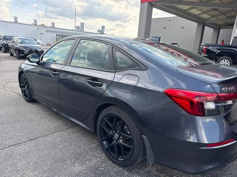 Used 2022 Honda Civic Sport image 5