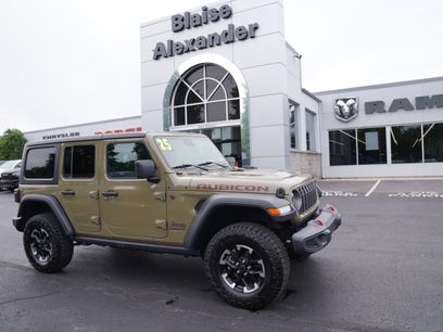 Used 2025 Jeep Wrangler Unlimited Rubicon