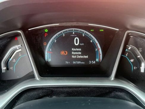 Used 2017 Honda Civic Touring image 22