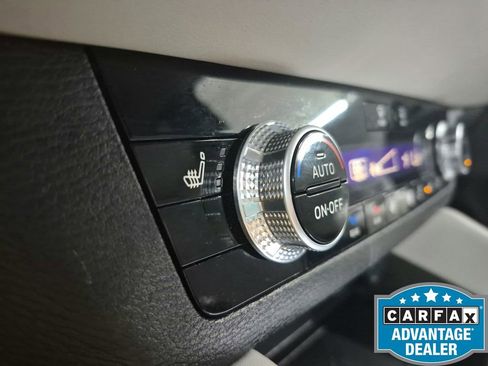 Used 2024 Mitsubishi Outlander SEL AWD/4WD image 11