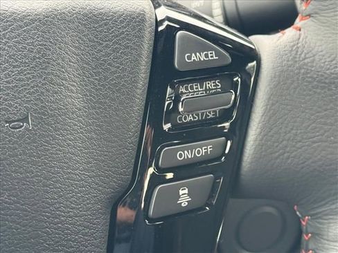 Certified 2025 Nissan Frontier Pro-X w/ Pro Convenience Package image 19