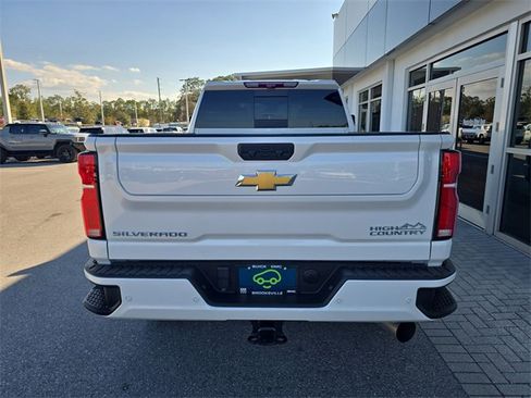 Certified 2024 Chevrolet Silverado 3500 High Country w/ High Country Premium Package image 7