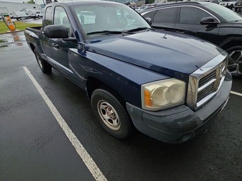 Used 2007 Dodge Dakota ST w/ PWR Convenience Group AWD/4WD image 5