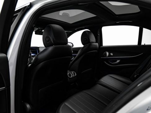 Used 2020 Mercedes-Benz E 350 4MATIC Sedan w/ Parking Assistance Package image 71