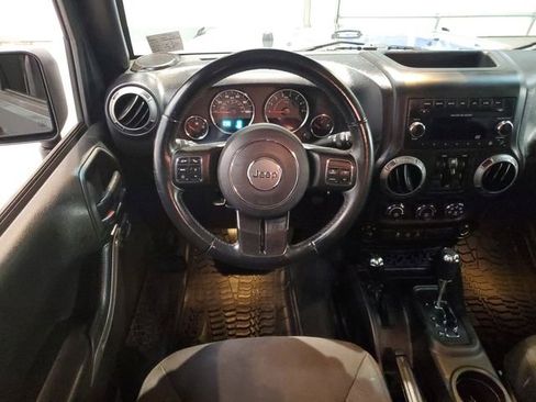 Used 2018 Jeep Wrangler Unlimited Sport S image 15