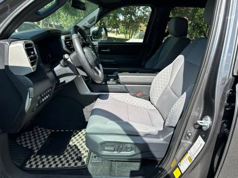 Used 2025 Toyota Tundra SR5 w/ SR5 Convenience Package AWD/4WD image 12
