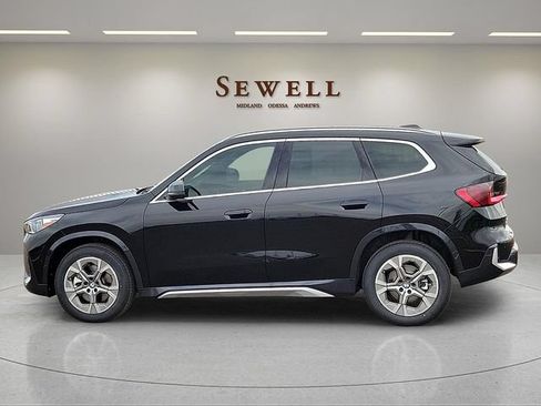 Used 2026 BMW X1 xDrive28i w/ Convenience Package AWD/4WD image 2