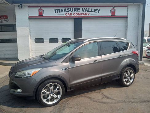 Used 2014 Ford Escape Titanium w/ Equipment Group 401A FWD image 1