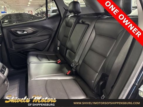 Used 2022 GMC Terrain SLT w/ Tech Package image 27