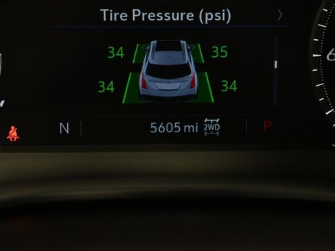 New 2025 Cadillac XT5 Sportv w/ LPO, Floor Liner Package image 25