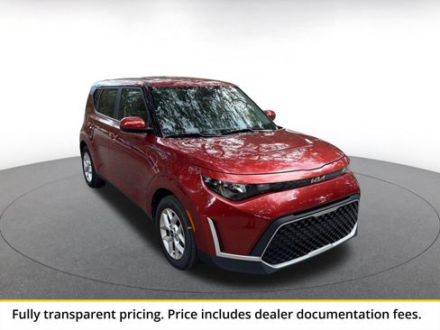 Used 2025 Kia Soul LX w/ LX Technology Package FWD image 1