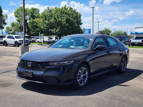Used 2023 Honda Accord EX image 3