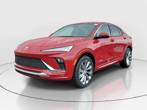 New 2026 Buick Envista Avenir image 2