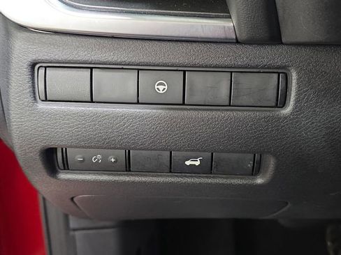 Used 2023 Nissan Rogue SV w/ SV Premium Package image 24