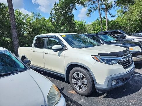 Used 2019 Honda Ridgeline RTL-T image 2