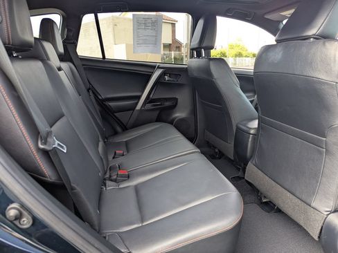 Used 2017 Toyota RAV4 SE AWD/4WD image 34