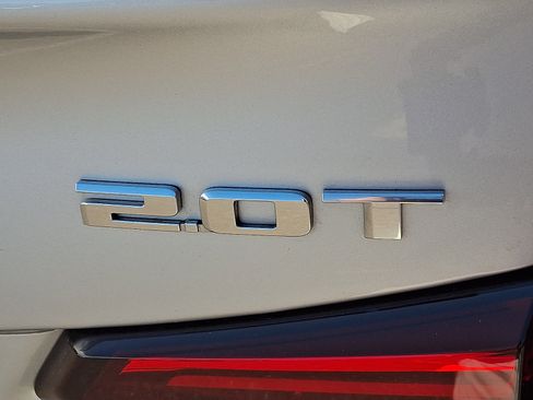 Used 2019 Cadillac XT4 Premium Luxury w/ Cold Weather Package AWD/4WD image 30