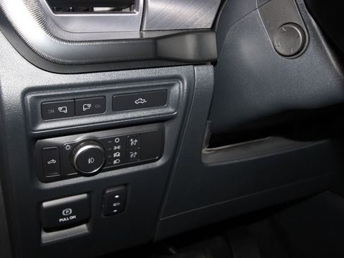 Used 2022 Ford F150 Platinum w/ Equipment Group 701A High image 11