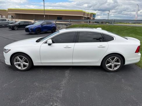 Used 2018 Volvo S90 T5 Momentum w/ Momentum Plus Package AWD/4WD image 5