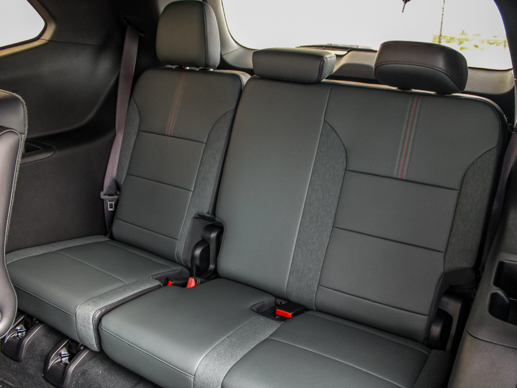 New 2027 GMC Acadia AT4 w/ Luxury Package AWD/4WD image 21