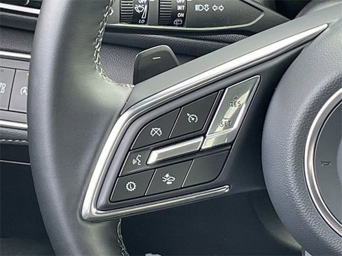 Used 2025 Buick Enclave Preferred image 13