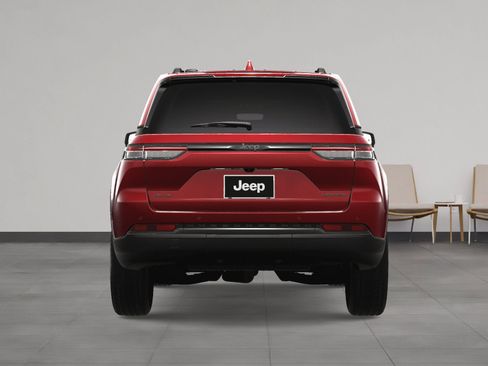 New 2024 Jeep Grand Cherokee Limited w/ Black Appearance Package image 38