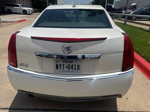 Used 2011 Cadillac CTS Luxury RWD image 6